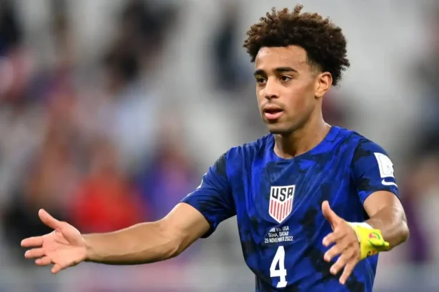 Chi è Tyler Adams? Dovrebbe passare dal calcio alla politica?