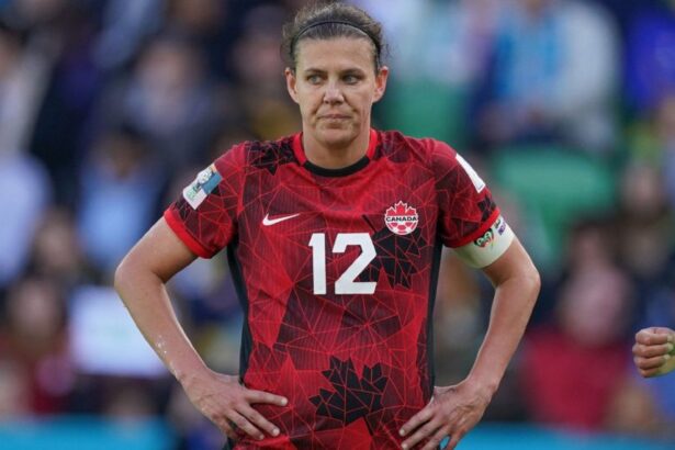 Christine Sinclair afferma di non aver mai visto le riprese dei droni della sua squadra nazionale