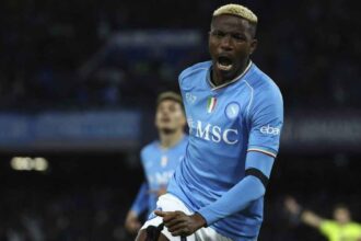 Osimhen non ha trovato un nuovo club nella finestra di mercato ed è bloccato nel limbo con il Napoli