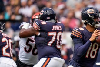 Braxton Jones ammette che i Bears sono preoccupati per il recente cambiamento delle regole