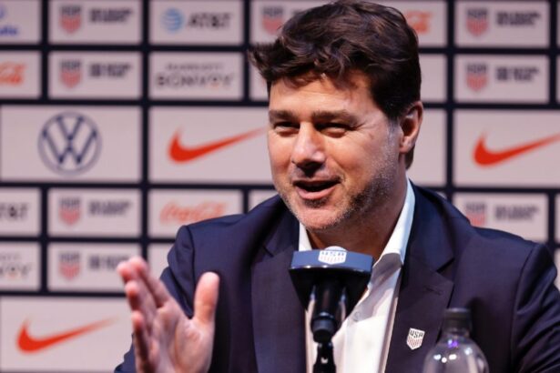 Pochettino dice che i giocatori maschili americani dovrebbero mirare a raggiungere gli stessi risultati delle donne